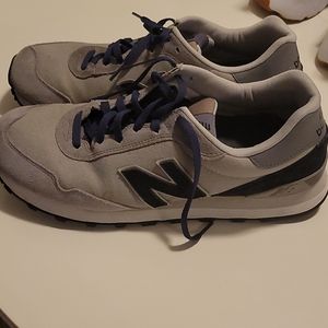 Men's new balance shoes